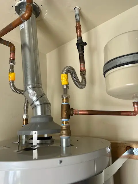 Water heater installation and plumbing repair in Smocks Corners